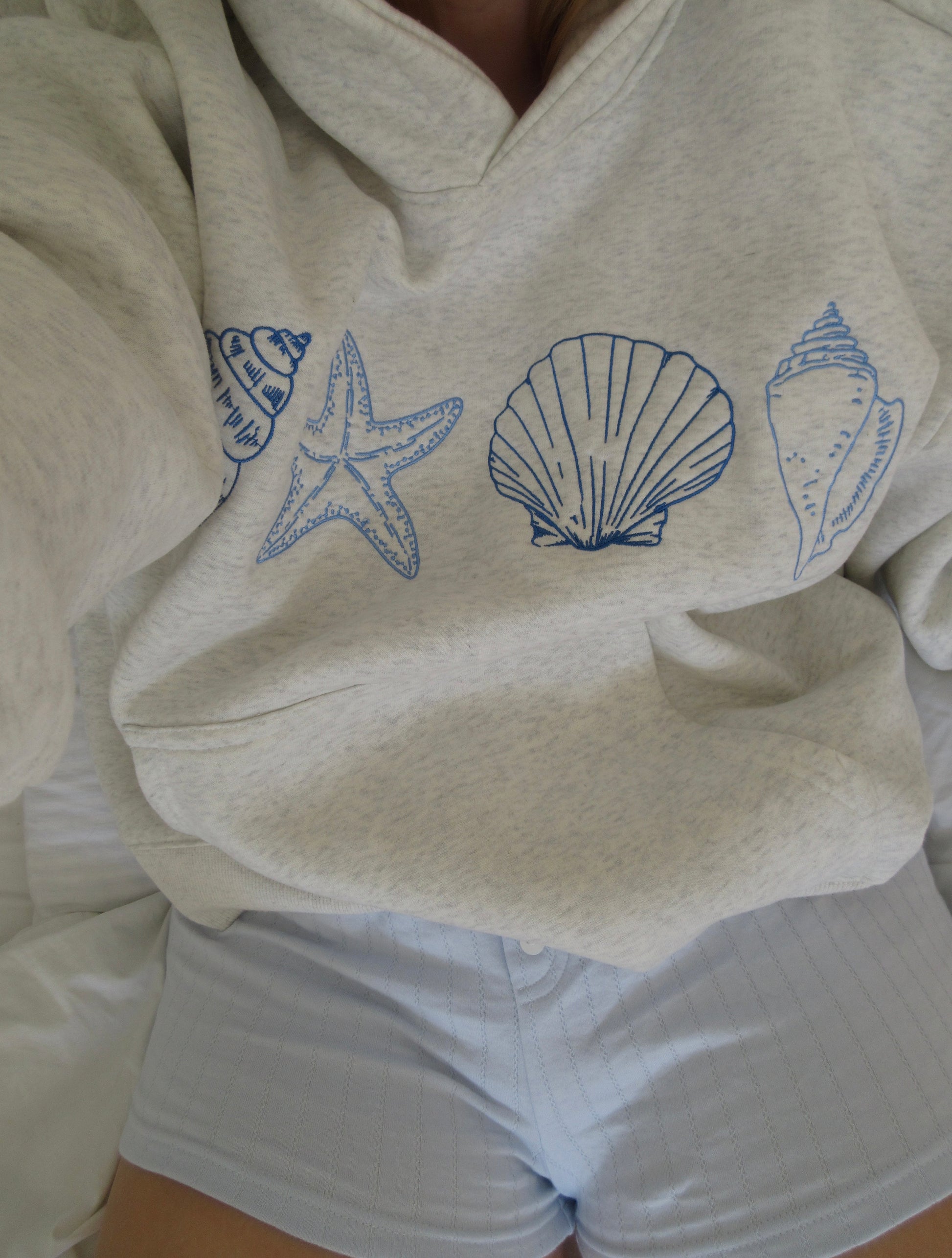 Ocenia | Unisex-Sweatshirt z muszelkami