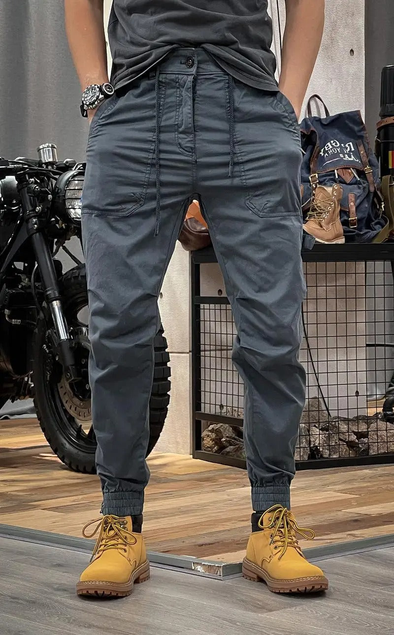 Lucas | Spodnie cargo slim fit z praktycznymi kieszeniami