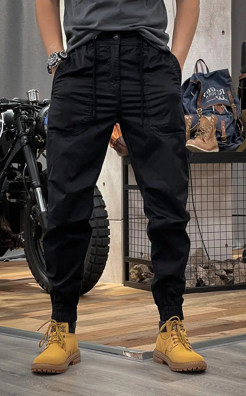 Lucas | Spodnie cargo slim fit z praktycznymi kieszeniami