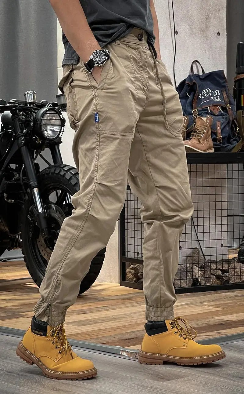 Lucas | Spodnie cargo slim fit z praktycznymi kieszeniami