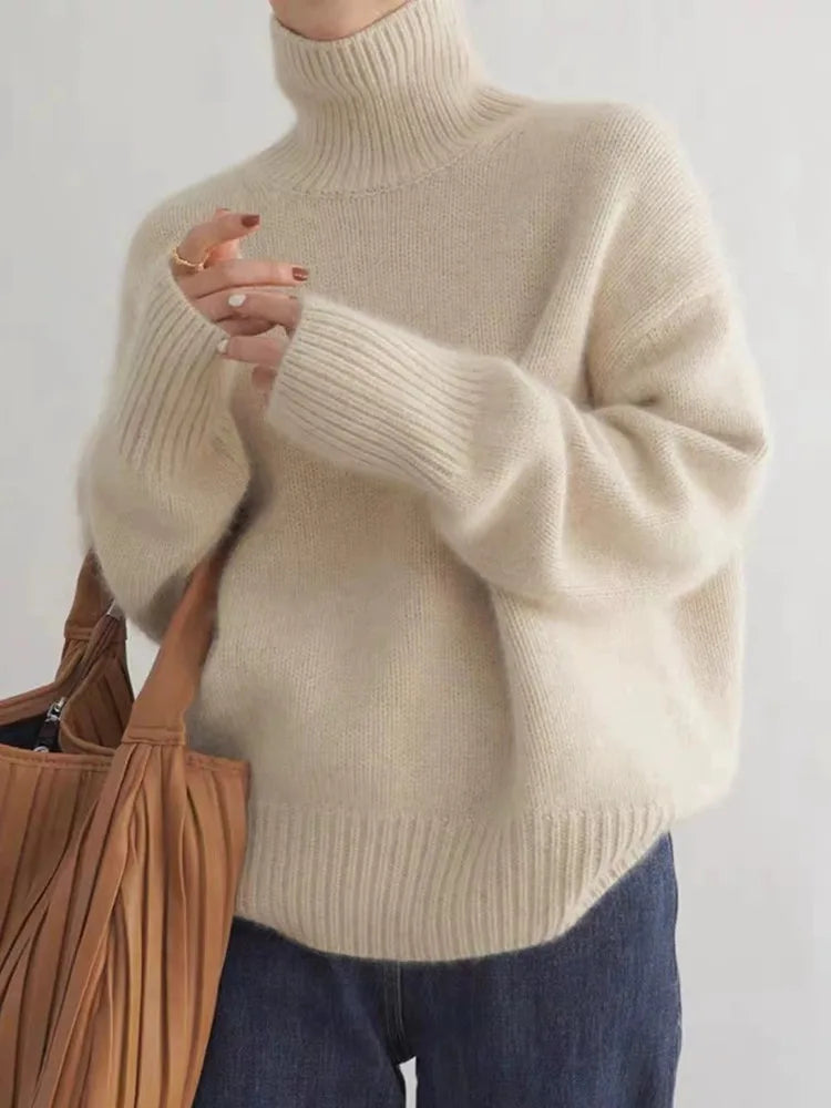 LINEA | Sweter z wysokim kołnierzem