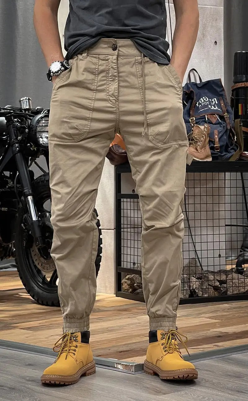 Lucas | Spodnie cargo slim fit z praktycznymi kieszeniami