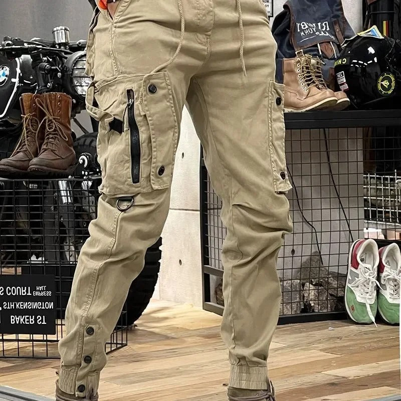 Lucas | Spodnie cargo slim fit z praktycznymi kieszeniami